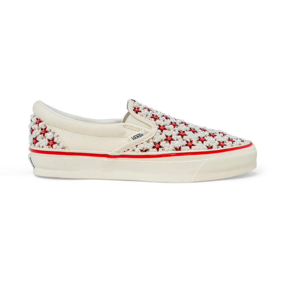 Vans Slip-On "STELLISSIMA ROSSA" by MATTIASGOLLIN